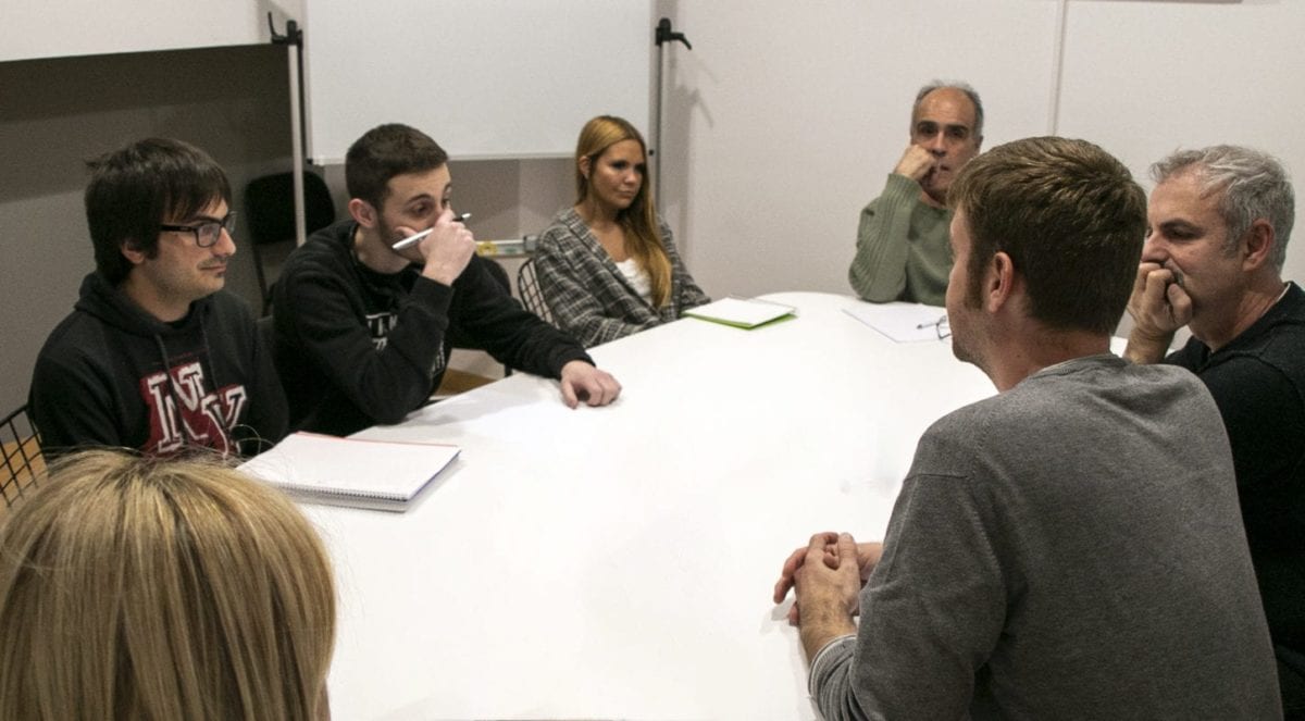 Coaching talk on the role of branding in promoting the company