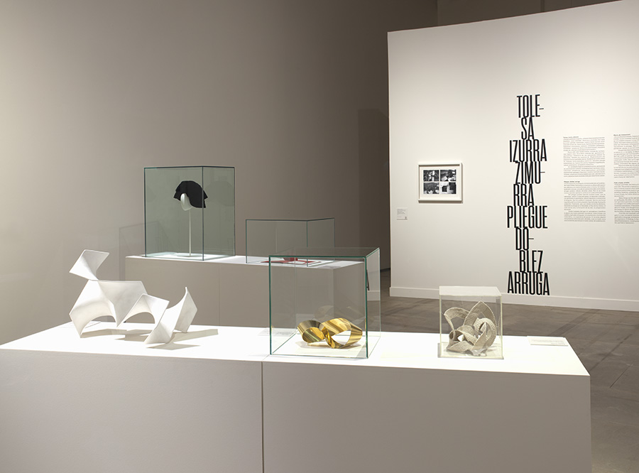 Chillida y las Artes