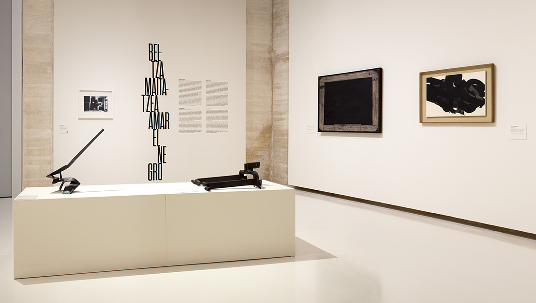 Chillida y las Artes